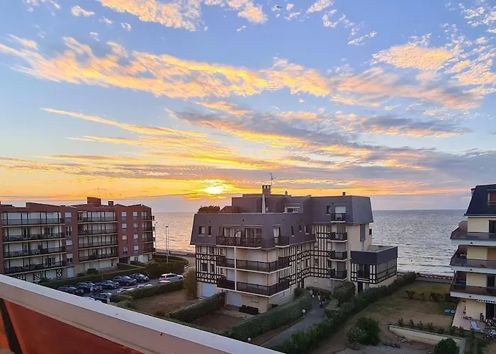 Le Spacieux A Апартаменты Кабур