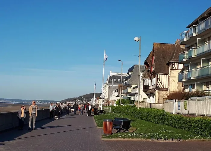 Le Spacieux A * Кабур