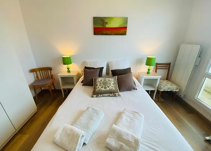 Le Spacieux A Апартаменты